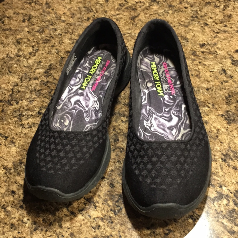 Skechers Air-Cool Memory Foam Black Size 7.5